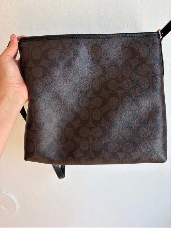 Coach Signature File Crossbody Bag Brown big C logo - Image 8