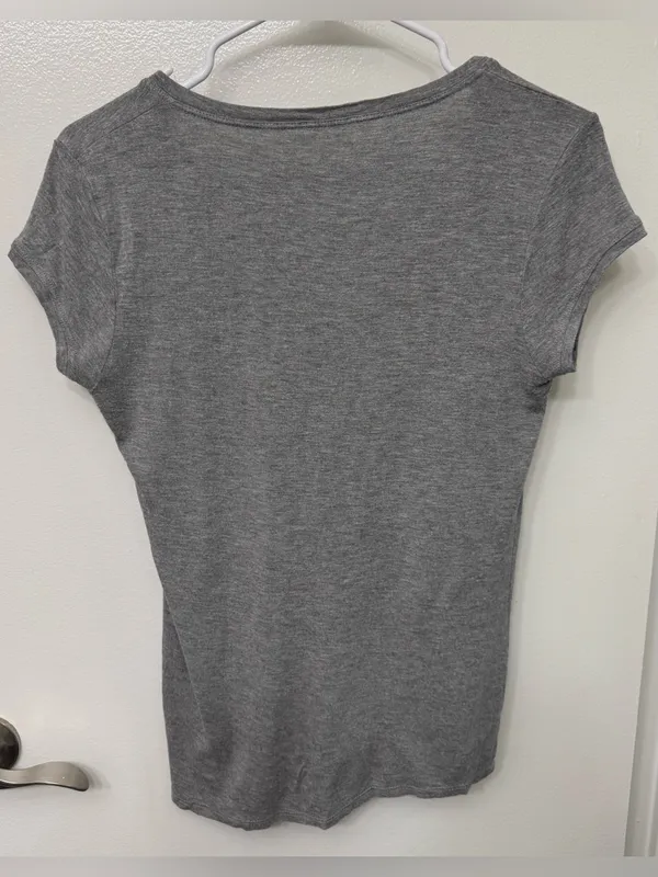 Tahari Grey Short Sleeve T-Shirt | Classic Casual Everyday Tee - Image 2