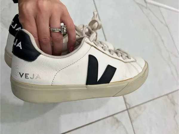 VEJA White / Black Campo Low Top Sneakers Size 9 US $175 - Image 4