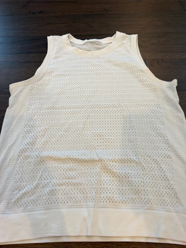 lululemon Women's Breeze By Muscle Squad Tank Top in White Size 6 - P37 - Image 4