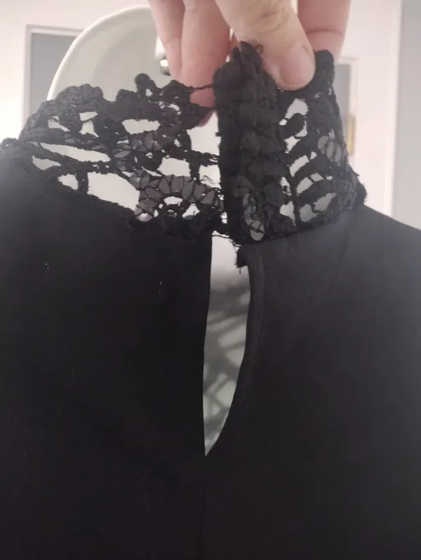 Cache Black Sleeveless Sequin Lace Top - Image 4