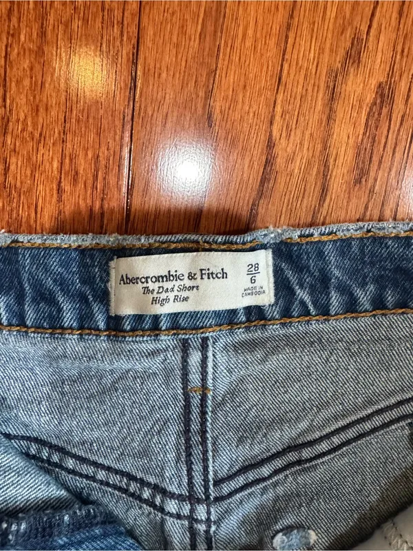 Abercrombie High Rise Dad Shorts Size 28 - Image 5