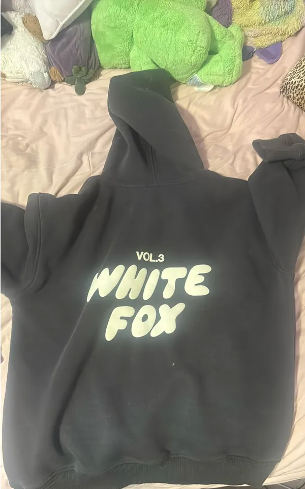 White fox grey hoodie - Image 3