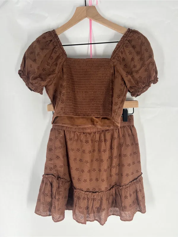 Hollister Brown Eyelet Puff Sleeve Crop Top & Ruffle Mini Skirt Set S/XS - Image 6