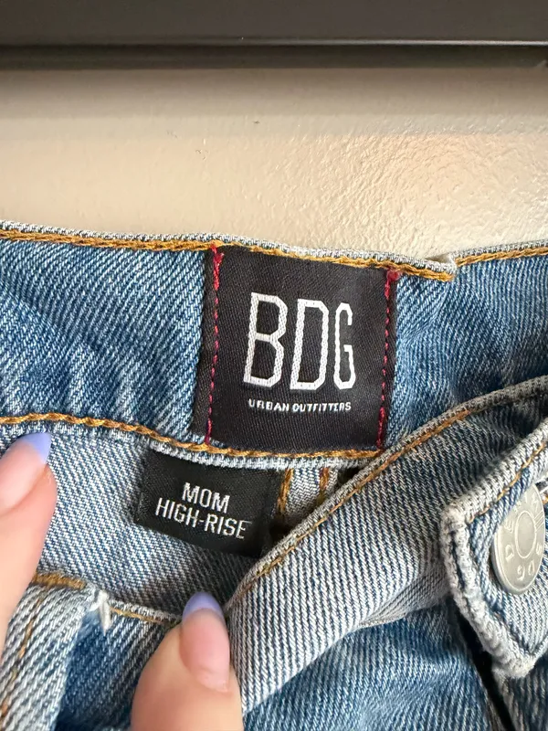 BGD Urban Outfitters Jeans High-Rise Mom - Image 2