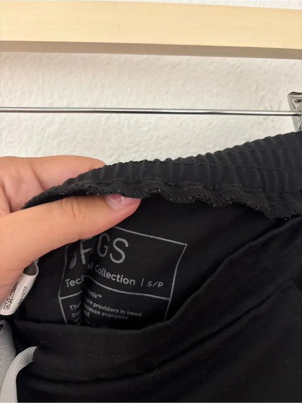 Figs pants in black - Image 2