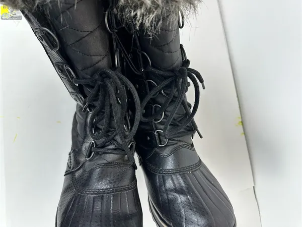 Sorel Tofino II Womens Size 10 Black Waterproof Faux Fur Snow Boots NL2332-010 - Image 5