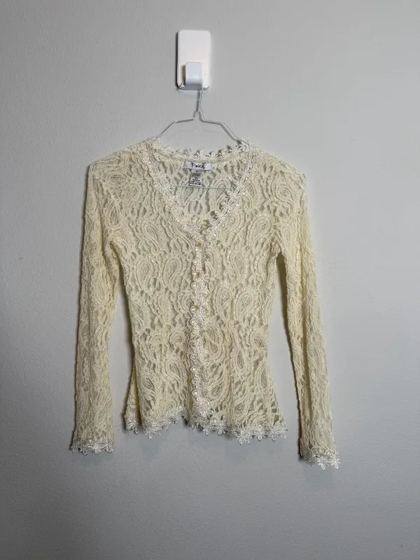 Cream Lace long sleeve Bohemian Chic Shirt - Image 3