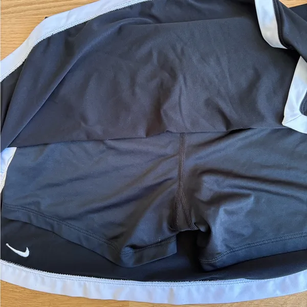 Nike Women's Athletic tennis skirt - Black with White Trim - Image 4
