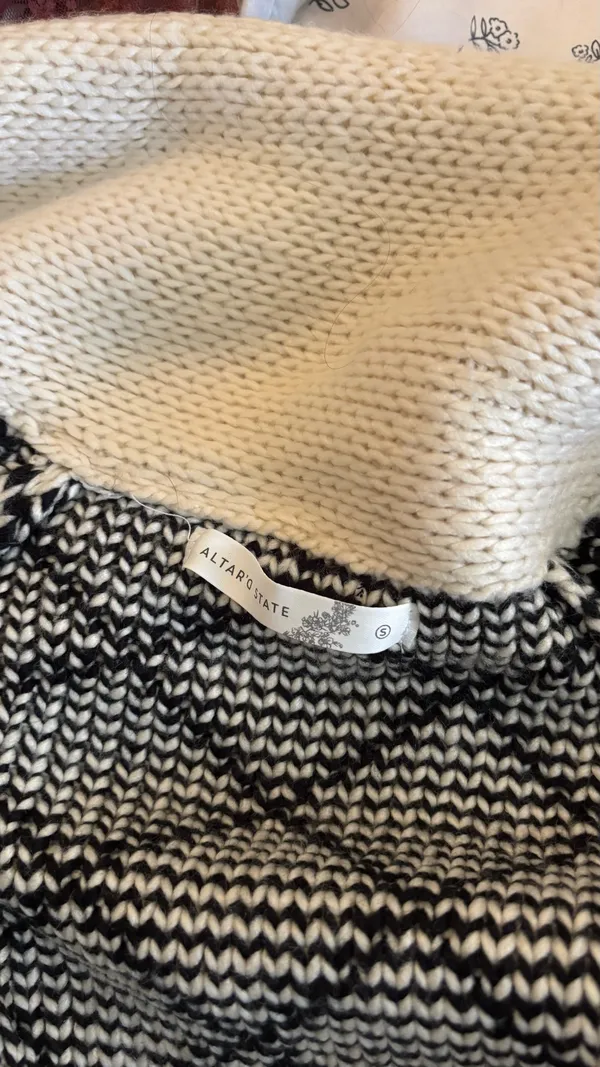Altard State Cardigan  - Image 3
