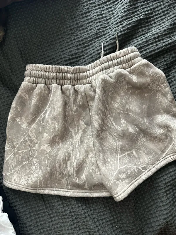 Comfrt camo shorts - Image 4