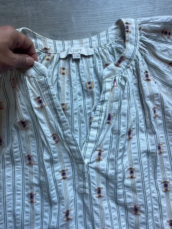 Loft Striped Embroidered Puff Sleeves Blouse Size L - Image 3