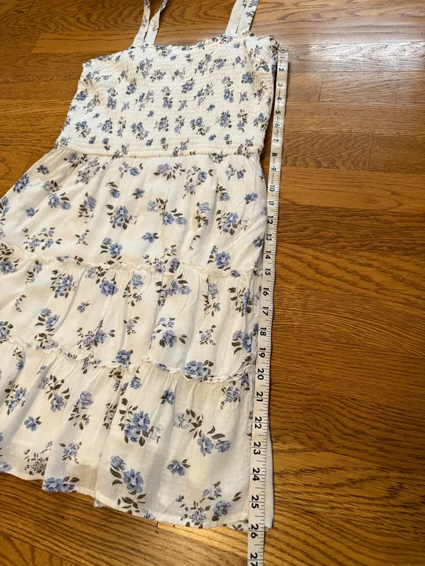 Hollister White Mini Dress with Blue Floral Print size M - Image 8