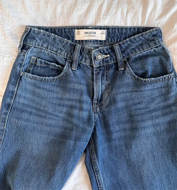 Low-Rise Baggy Hollister Jeans - Image 3