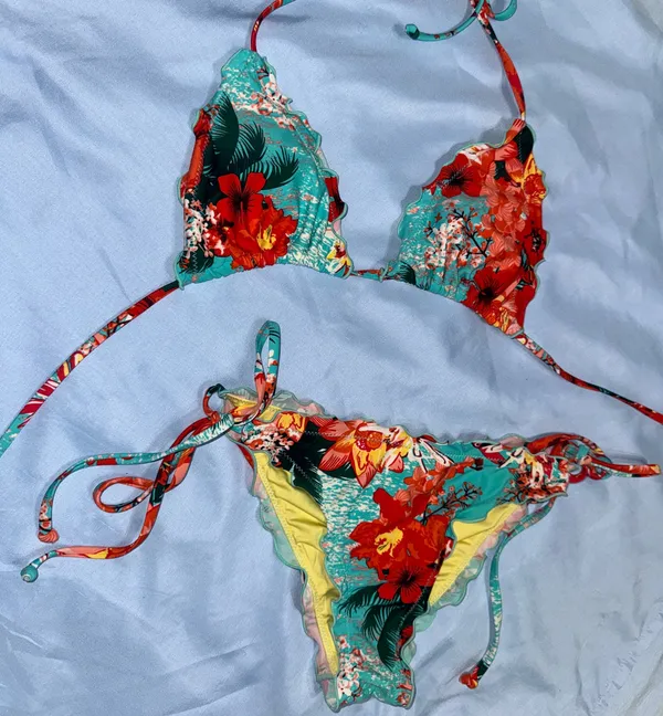 Bikini Multiple - Image 5