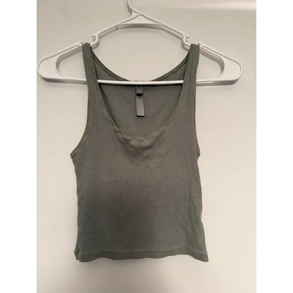 SKIMS Ribbed Scoop Neck Tank Top Sage Green‎ Sleeveless Crop Top Womens Size M - Image 2