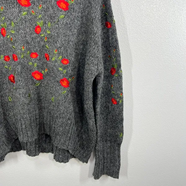 Umgee Floral Embroidered Mock Neck Sweater Women Gray Cottagecore Cozy‎ Boxy - Image 7
