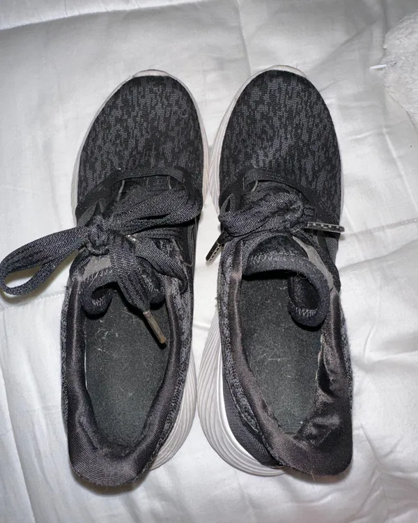 Adidas Shoes - Image 2