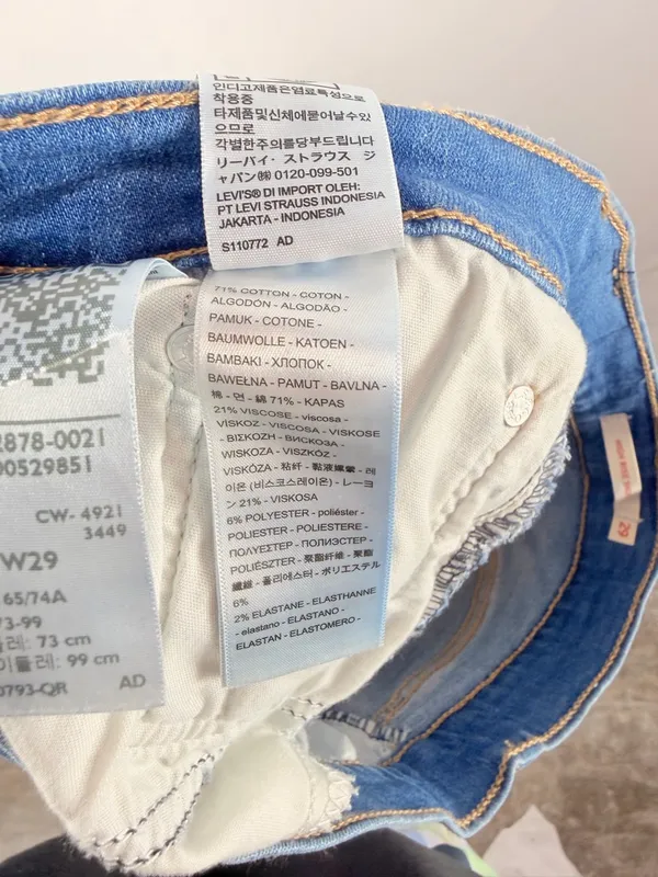 Levis High‎ Rise Cutoff Style Jean Shorts in Blue Size 29 - Image 6