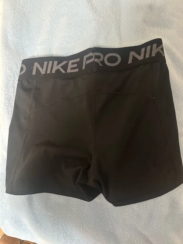 Nike Pros Black - Image 3