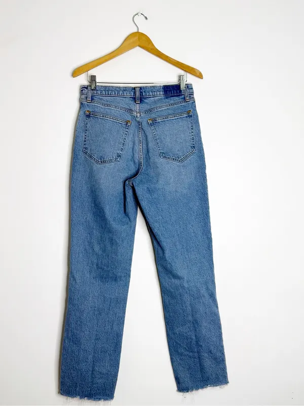 Abercrombie & Fitch 90s Straight Jeans Size 30/10 Long Ultra High Rise - Image 2