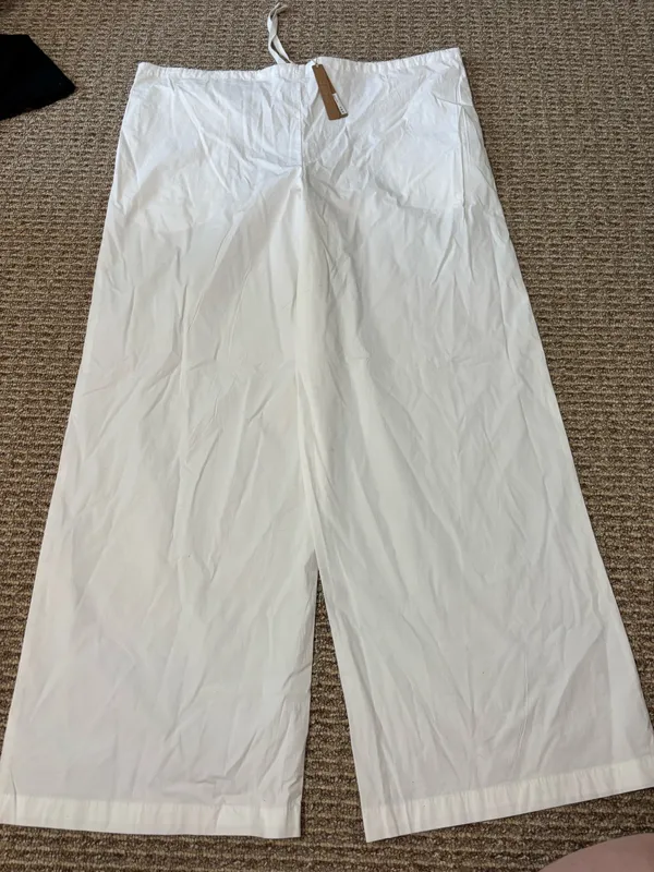 SKIMS White Linen Pants - Image 2