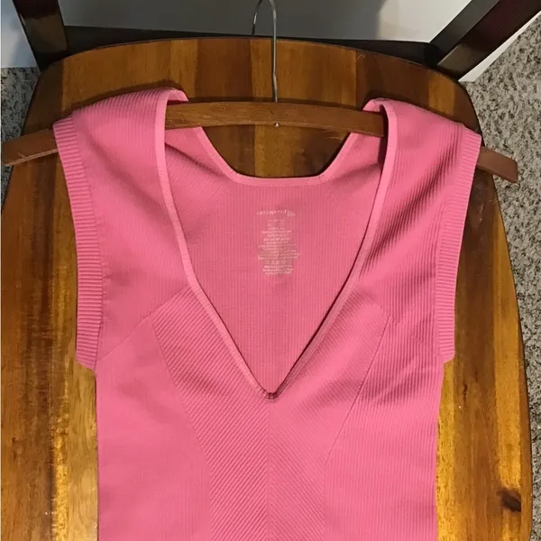 Free People V-Neck Ribbed Top XS/S in Sweet Pea New Without Tags - Image 9