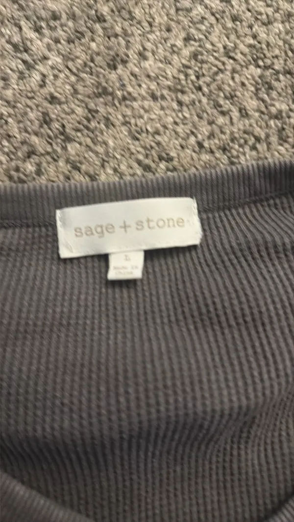 Sage & Stone grey v neck top Gray Size L - Image 3