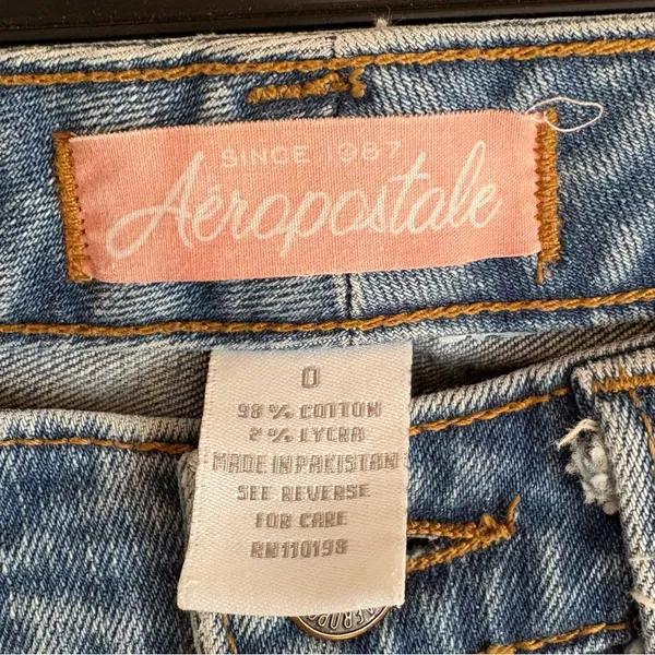Aeropostale Straight‎ Leg Ankle Jeans Women’s Size 0 Light Wash Classic Preppy - Image 3
