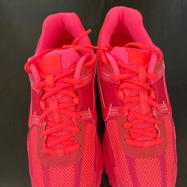 New NIKE Air Zoom Vomero 5 'Hot Punch’ - Image 5