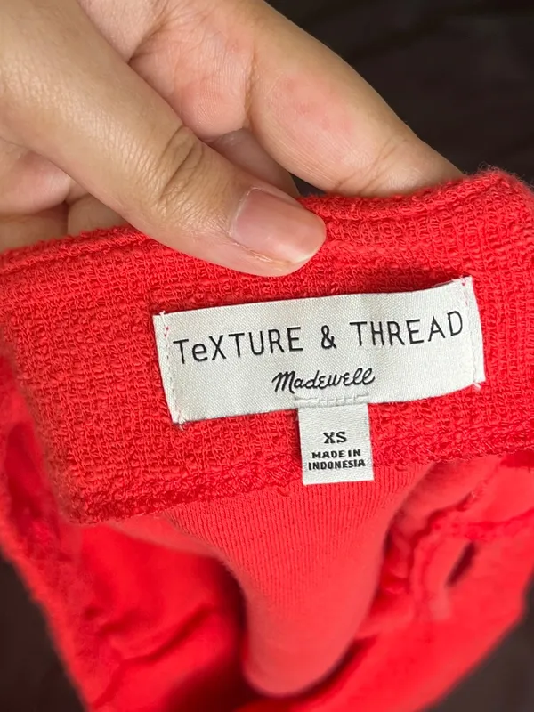 Madewell Texture & Thread Red Smocked Puff Sleeve Button Front Crop Top - Image 4