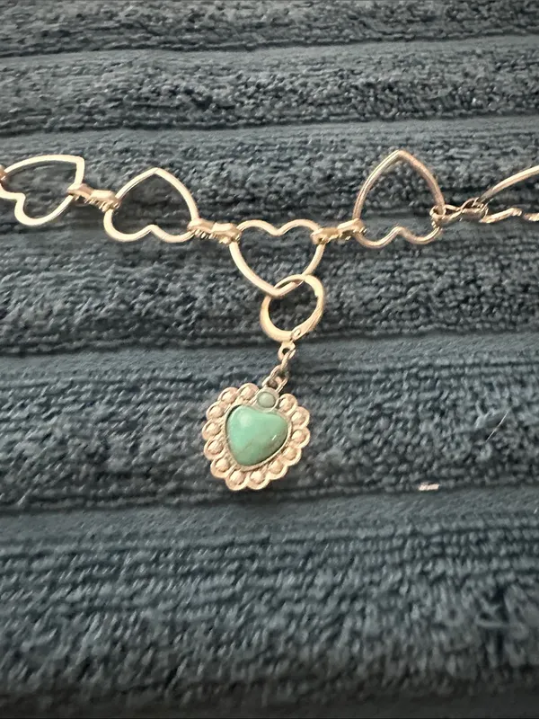 Art Class Silver Heart Link ladies belt with Turquoise Charms Sz M NWT - Image 2