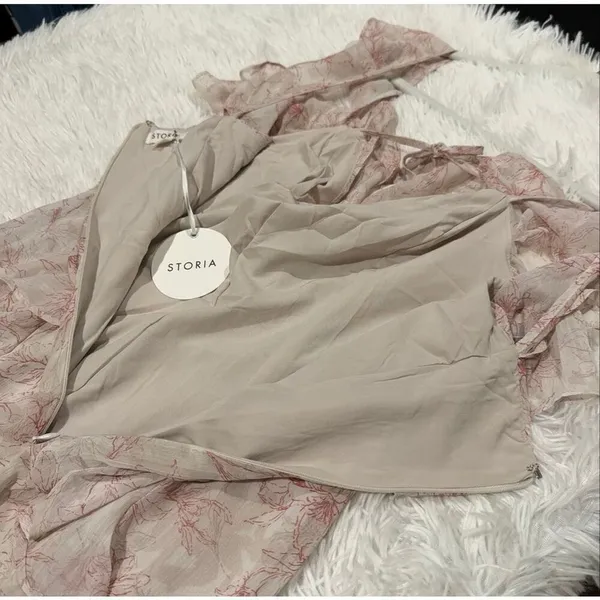 NEW Storia Ruffle Maxi Dress in Gray Pink Floral Large - Image 7