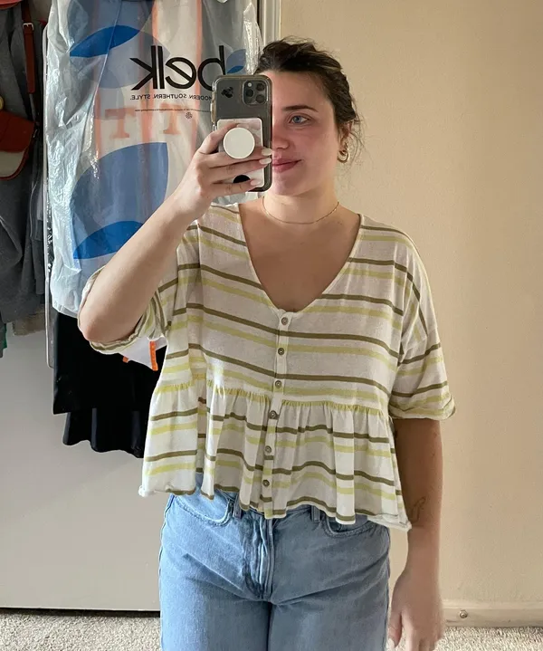 Urban Outfitters Flowy Top - Image 3