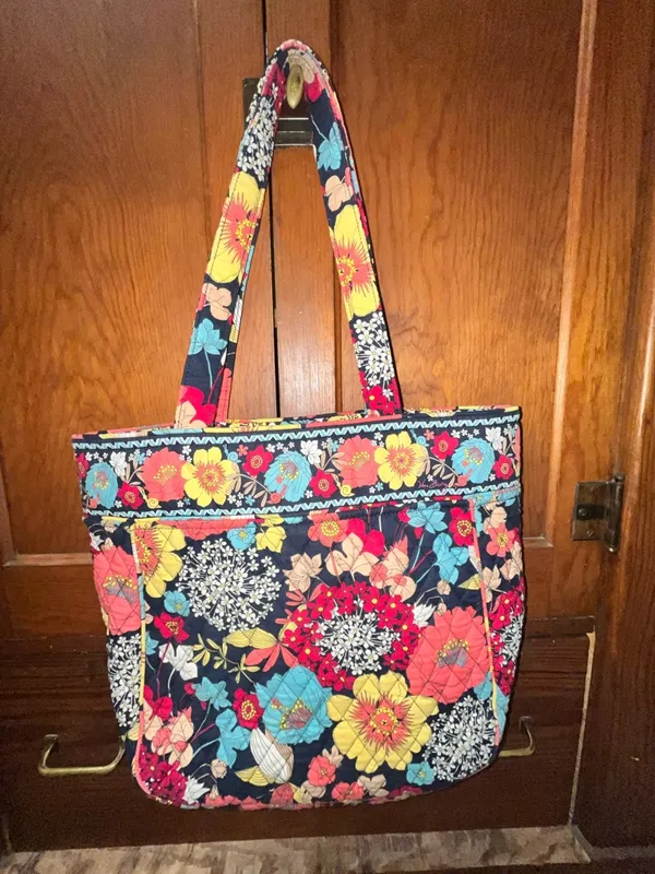 Vera Bradley Tote - Image 2