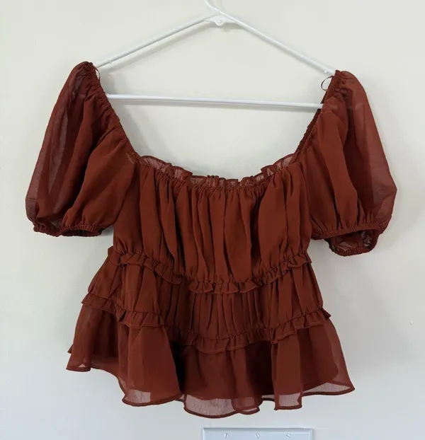 ASTR The Label Puff Sleeve Nutmeg Rust Puff Sleeve Blouse Top Size S - Image 4