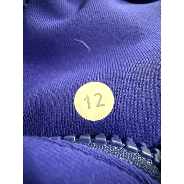 Lululemon define size 12‎ Purple Jacket Flaws Missing Zip - Image 6