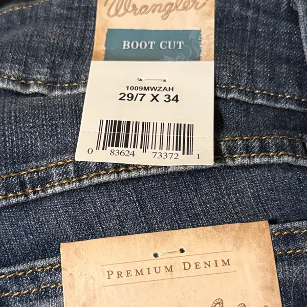 Wrangler Women's Western Mid Rise Stretch Boot Cut‎ Jean C17 - Image 7