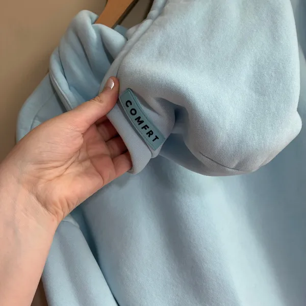Comfrt light blue hooded sweater hoodie women's size‎ medium kangaroo pockets - Image 7