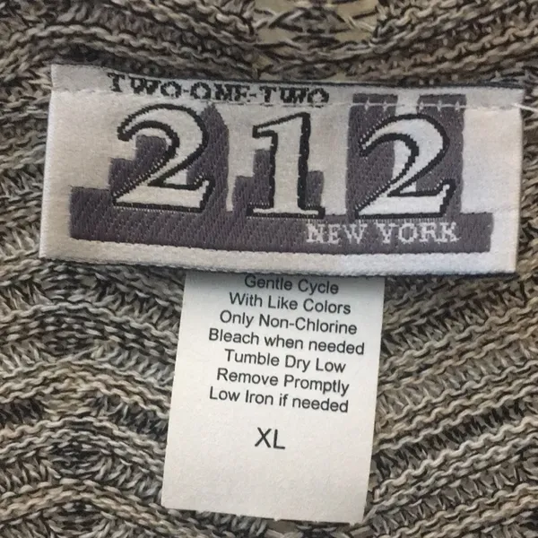 FINAL MARKDOWN Two-one-two New York cardigan sweater xl - Image 3
