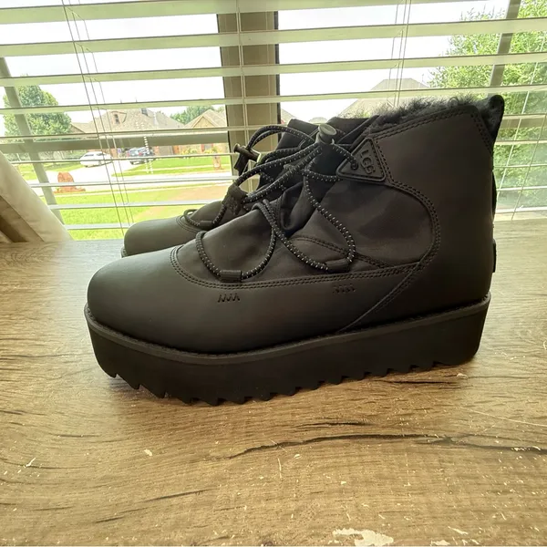 Ugg Classic Rising Toggle‎ black size 10 new - Image 7