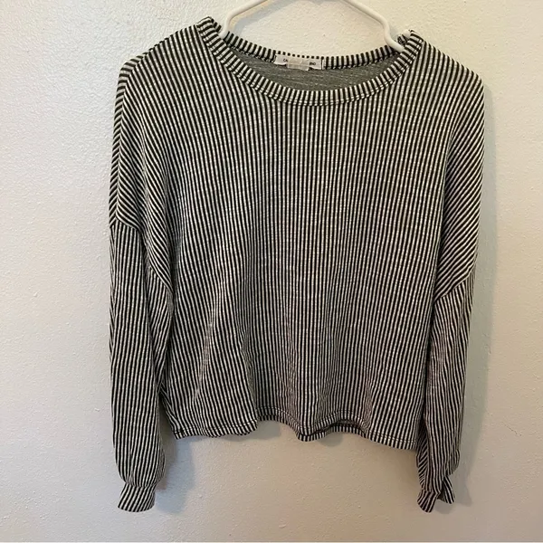 Caution to the Wind Women's Long Sleeve Top‎ Olive Green White Stripes Ribbed - Image 3