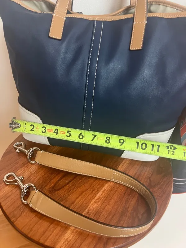 Coach Hadley Navy Tan Trim and White Accents added scarf for flair - Image 4