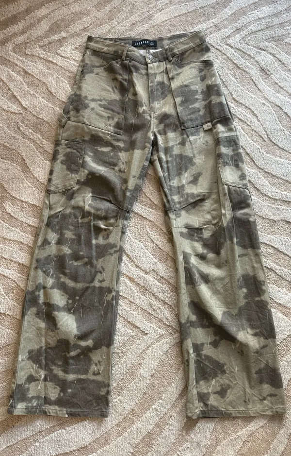 Lioness Miami Vice Pants Camo Size Small - Image 3