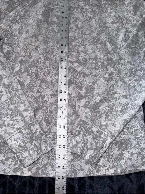 Lululemon Hooded‎ Define Jacket Nulu Hideaway Camo Starlight Size 10 - Image 7