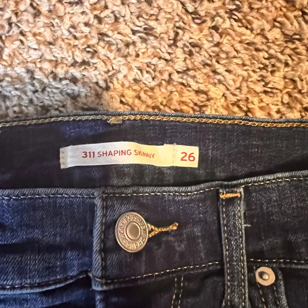 Levi's 311 Shaping‎ Skinny Jeans Dark Wash Women's Size 26 - Image 3