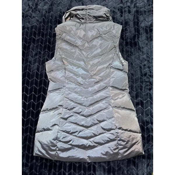 Eddie Bauer Women's Quilted Sherpa Lined Down Filled Vest Gray‎ Size M - Image 8