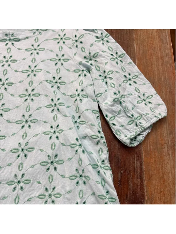 J. JILL Mint Green Eyelet Floral Embroidered Top 3/4 Sleeve Knit Blouse M - Image 4
