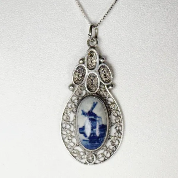 Sterling Silver Filigree Deift Dutch Pendant Signed Deift - Image 3