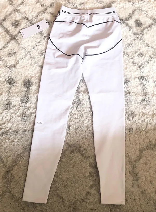 Alo Yoga Airbrush High-Waist Heart Throb Legging White/Black S - Image 5